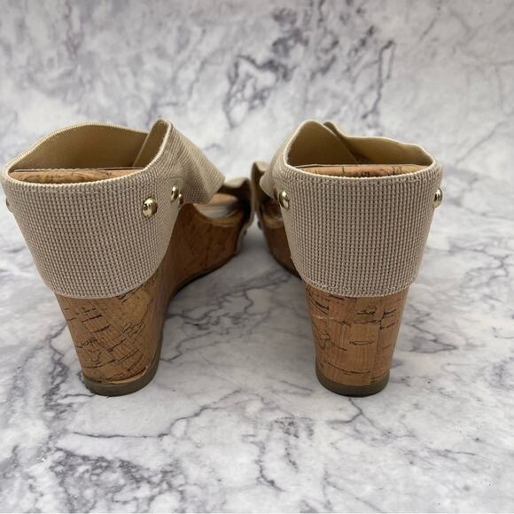 Madden Girl, Cork Wedge Sandals. Size 10. 1” Platform 4.5” Wedge. - Picture 5 of 7